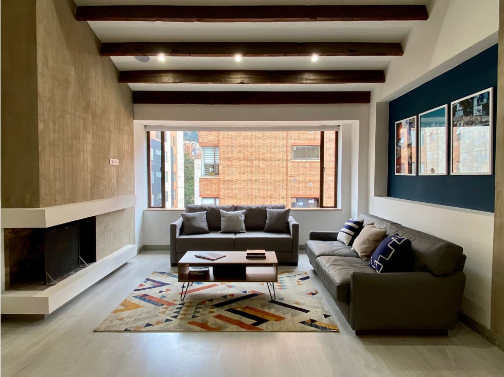 Arriendo. Exclusivo apartamento cerca al Virrey, en la Cabrera