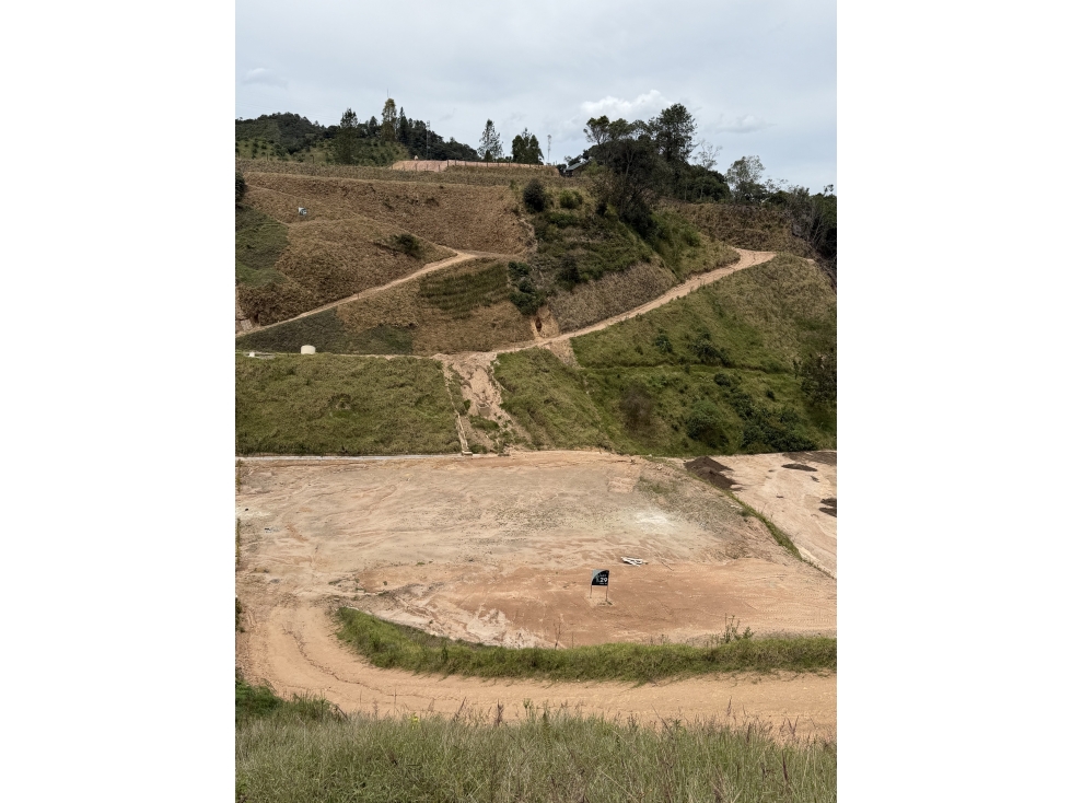 Se VENDE LOTE en EL RETIRO, ANTIOQUIA.