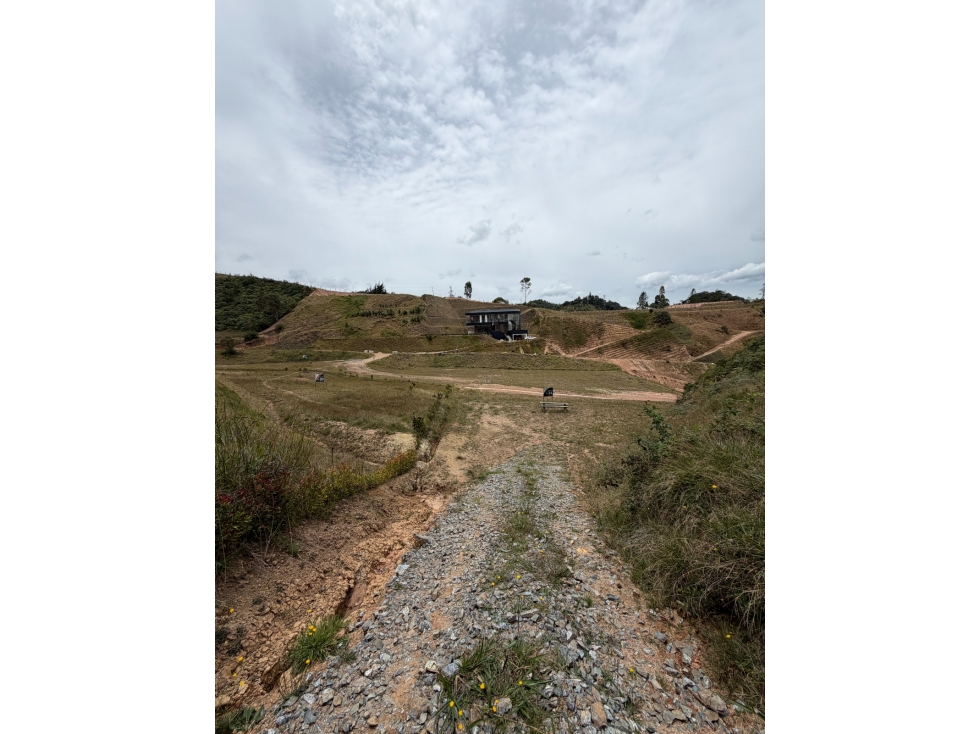 Se VENDE LOTE en EL RETIRO, ANTIOQUIA, — foto 2