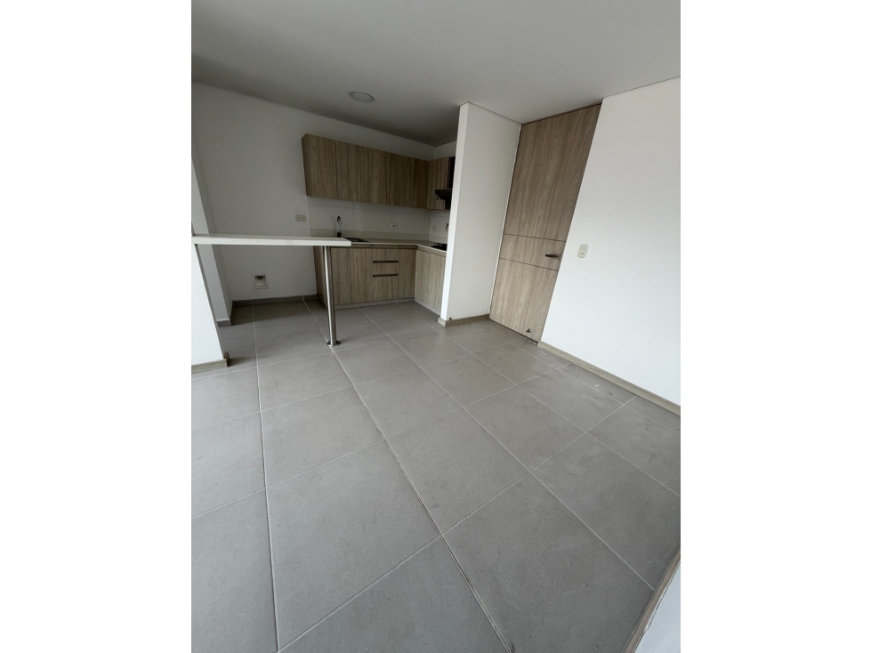 SE VENDE APARTAMENTO EN SABANETA, sector ALCAZARES — foto 4