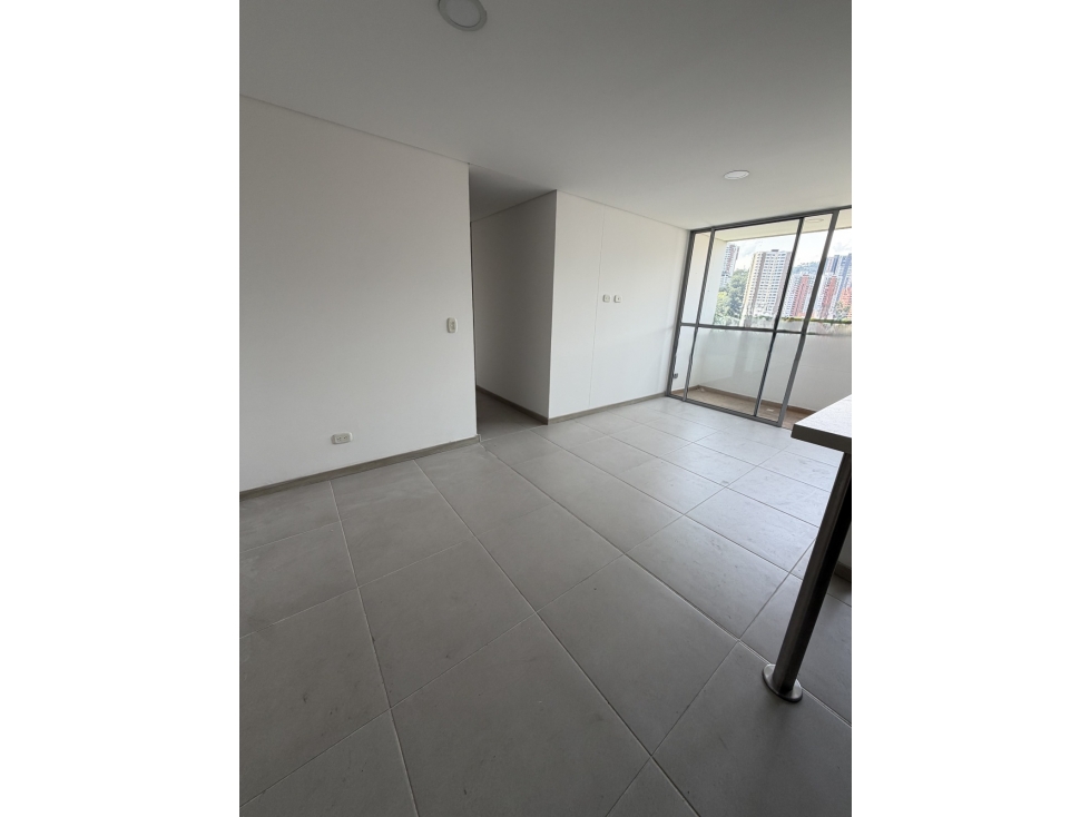 SE VENDE APARTAMENTO EN SABANETA, sector ALCAZARES — foto 2