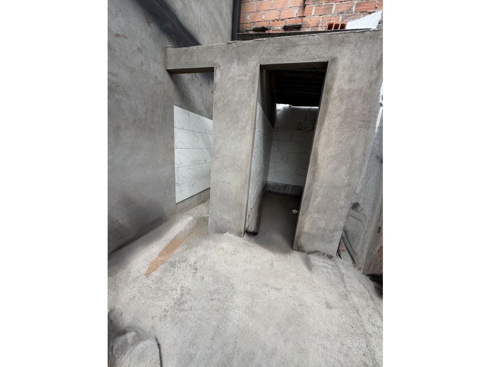 SE ARRIENDA BODEGA EN ENVIGADO SECTOR BARRIO MESA — foto 6