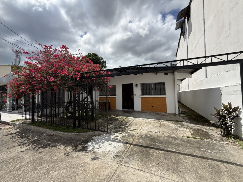 Venta de casa en Parque Lefevre — foto 2
