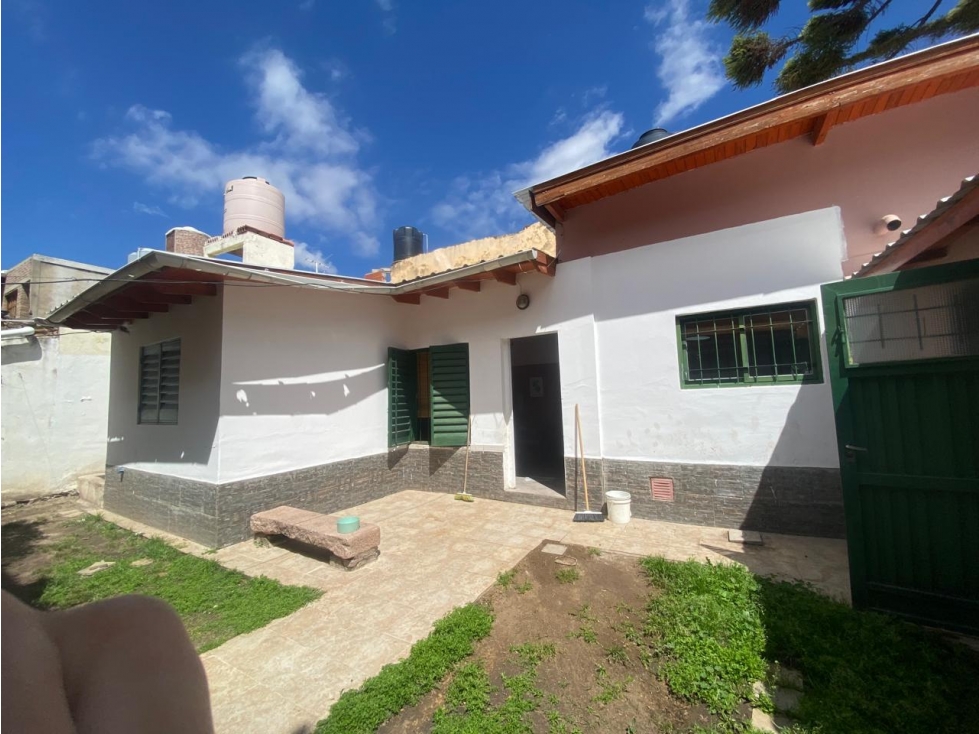 VENTA DE CASA CENTRICA EN CAPILLA DEL MONTE- CÓRDOBA - 2