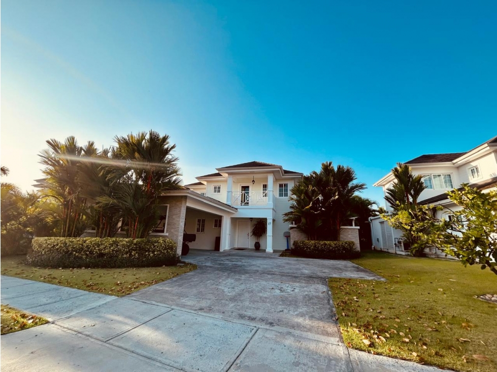 Venta de Casa en Bijao Beach Club & Residences - 1
