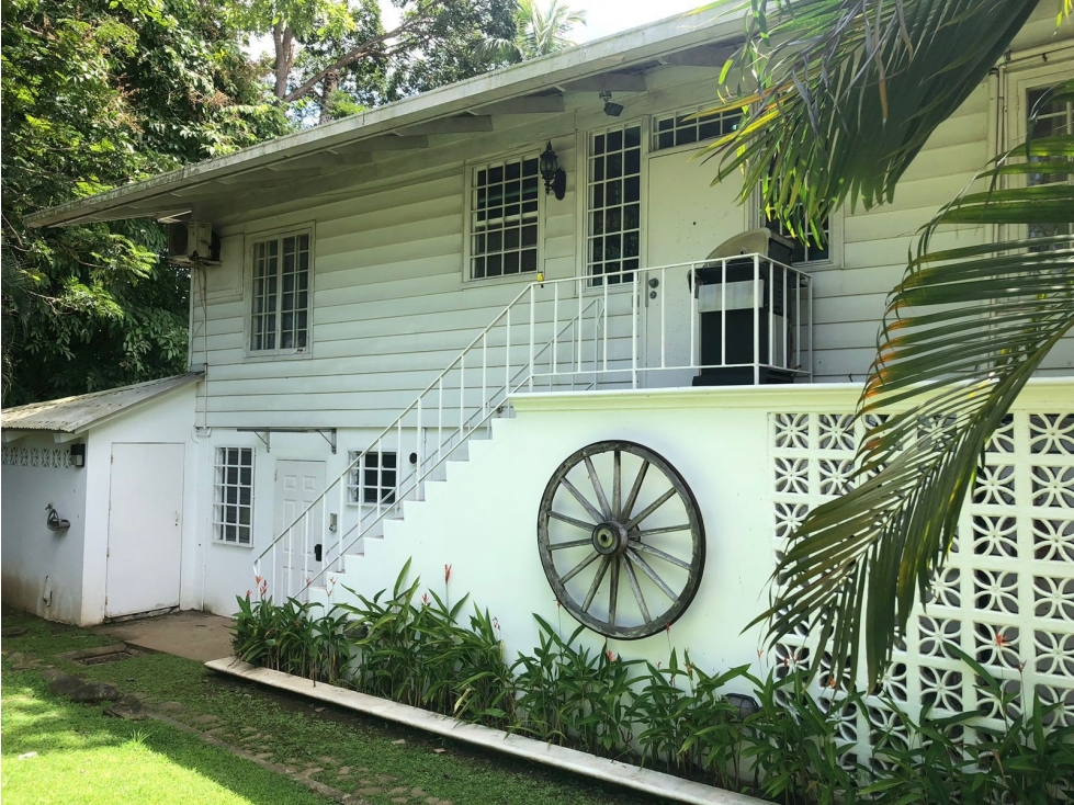 Venta: Residencia en Cerro Ancón | 1,002 m² de Terreno - 3