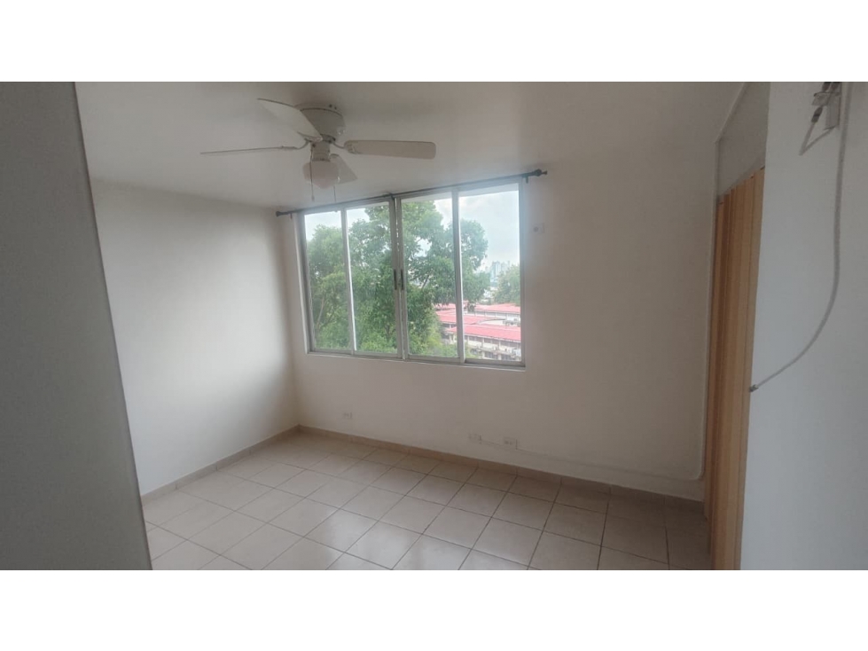 Apartamento en alquiler 12 de Octubre — foto 4