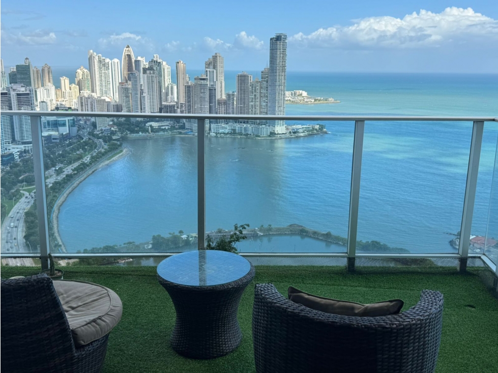Alquiler de apartamento en Avenida Balboa Amoblado