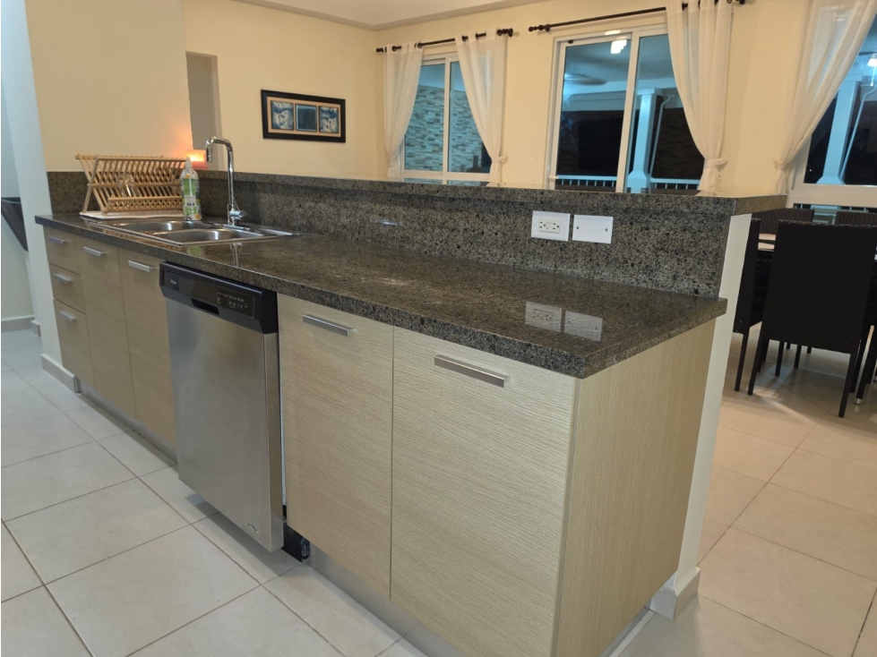 Alquiler: Apartamento Bijao Beach Club & Residences 3 Recámaras — foto 2