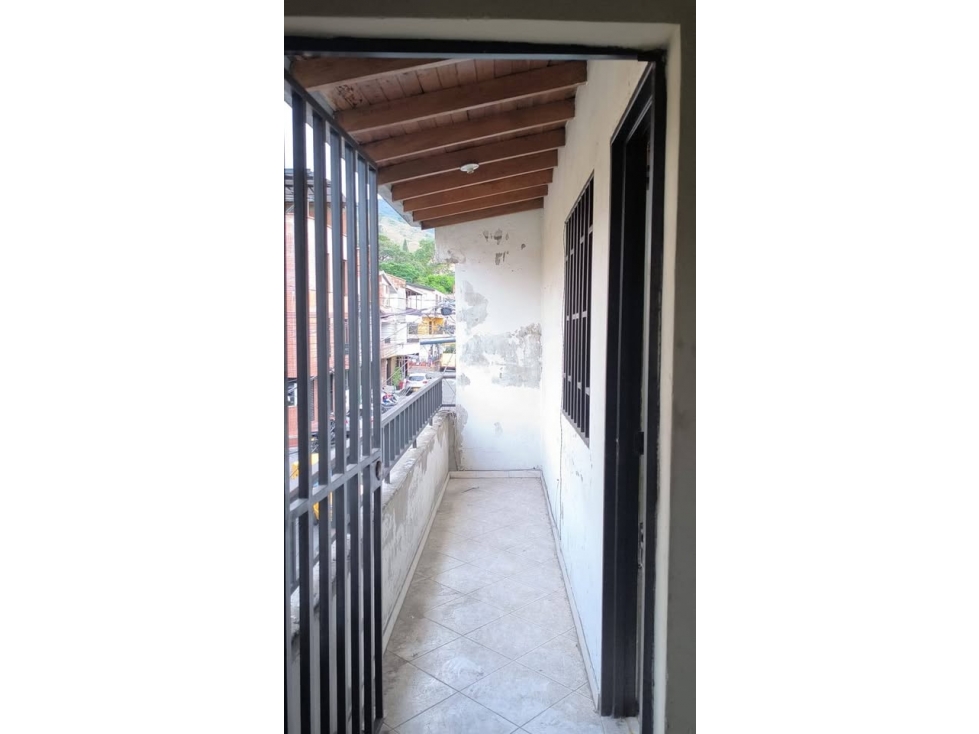299 - Venta de Apartamento el Tablazo de Itagüí( Para remodelar) — foto 2