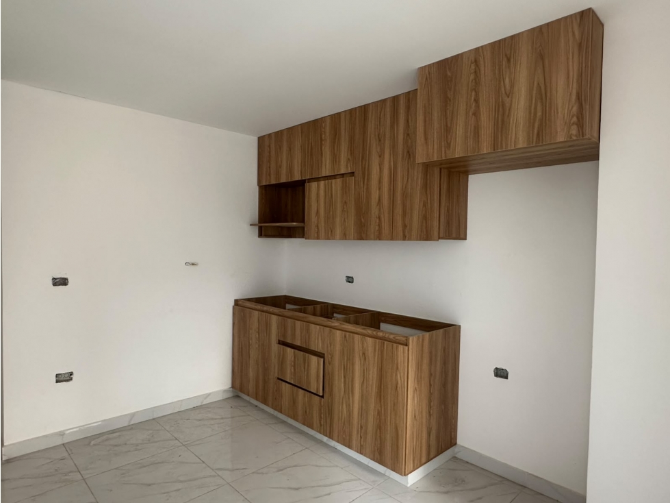 C127 - Venta de Apartamento Sector Asturias Itagüi (Piso 5) — foto 3