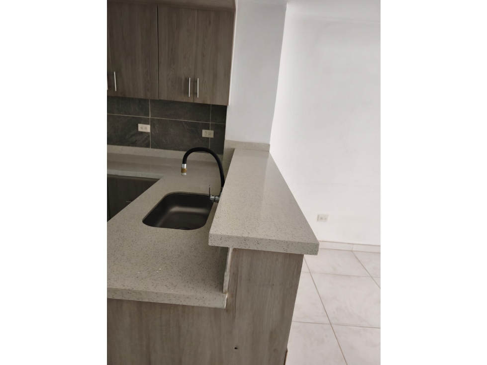 322-Venta de Casa + Apartaestudio en San Gabriel Itagüi — foto 3