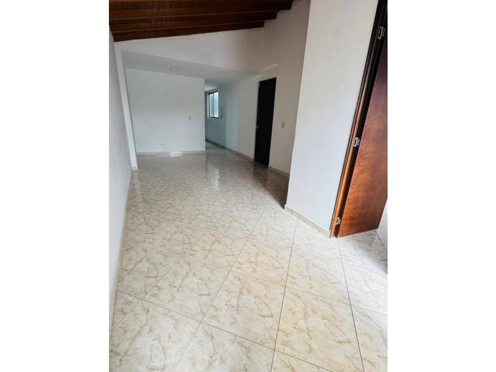 209 - Las Mercedes Itagüi — foto 3
