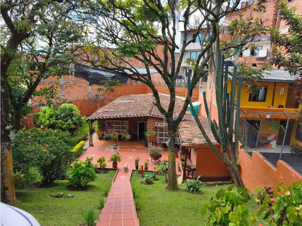 146. Venta de Casa Lote SAN ANTONIO DE PRADO — foto 2
