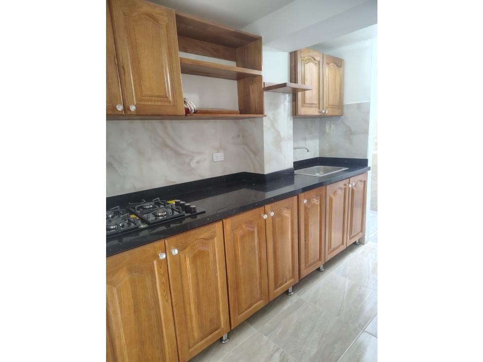 C143-Venta de Casa Unifamiliar en la Estrella por Comfama.