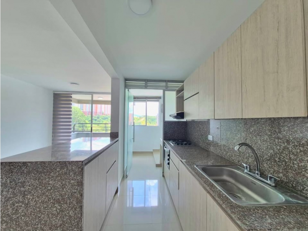 C121 - Venta de Apartamento Sector las Chimeneas