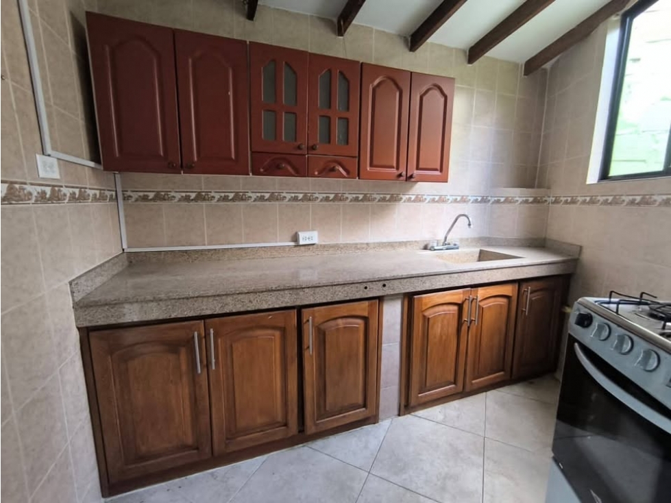 C117 - Venta de Casa en Caldas Cerca a la Loceria