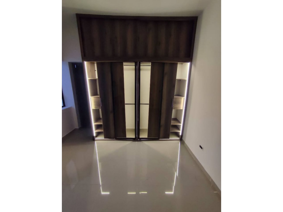 243 - Venta de Casa en Itagüí Centro — foto 2