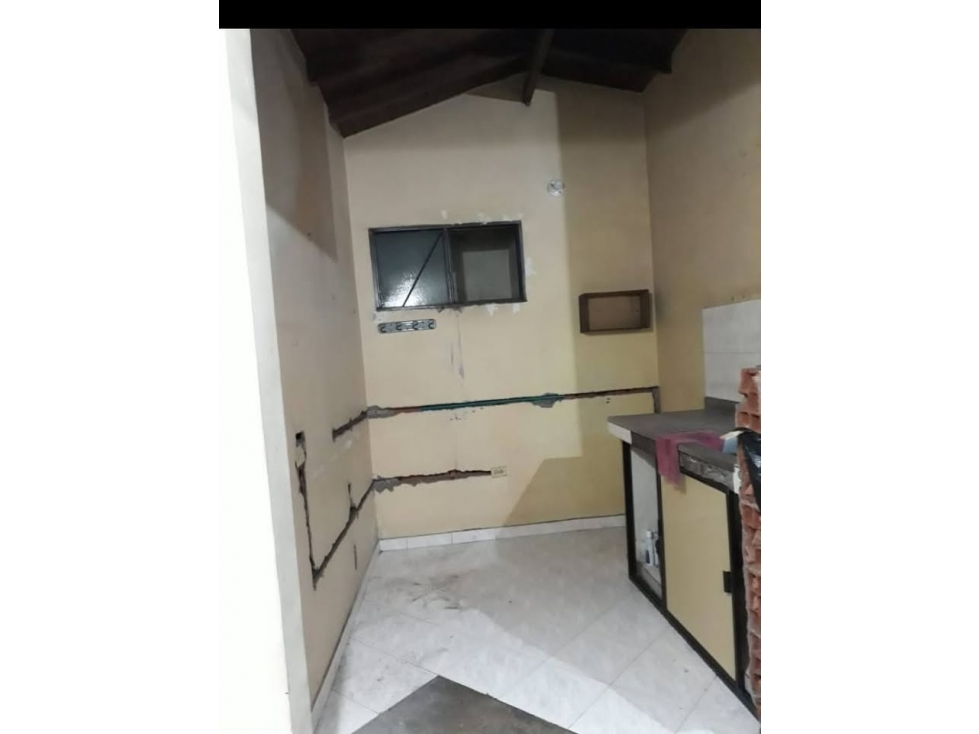 299 - Venta de Apartamento el Tablazo de Itagüí( Para remodelar) — foto 4