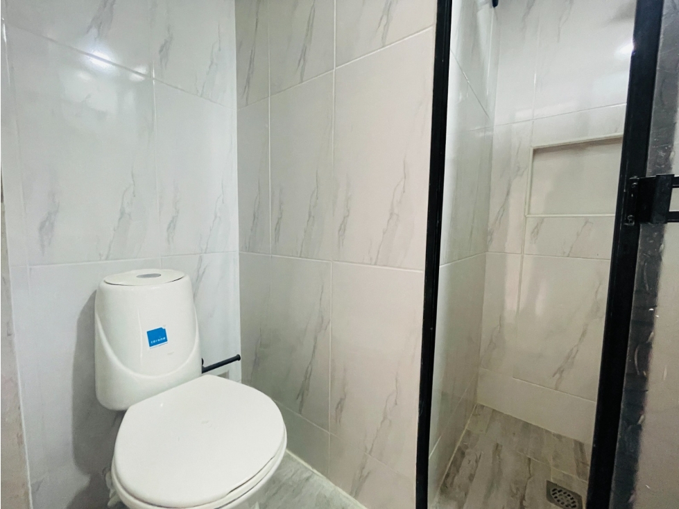 324-Venta de Casa Unifamiliar (3 niveles) en Medellín Sector Guayabal — foto 4