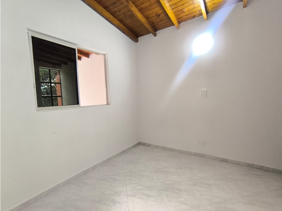 C120 - Venta de Apartamento Duplex en Caldas - 5