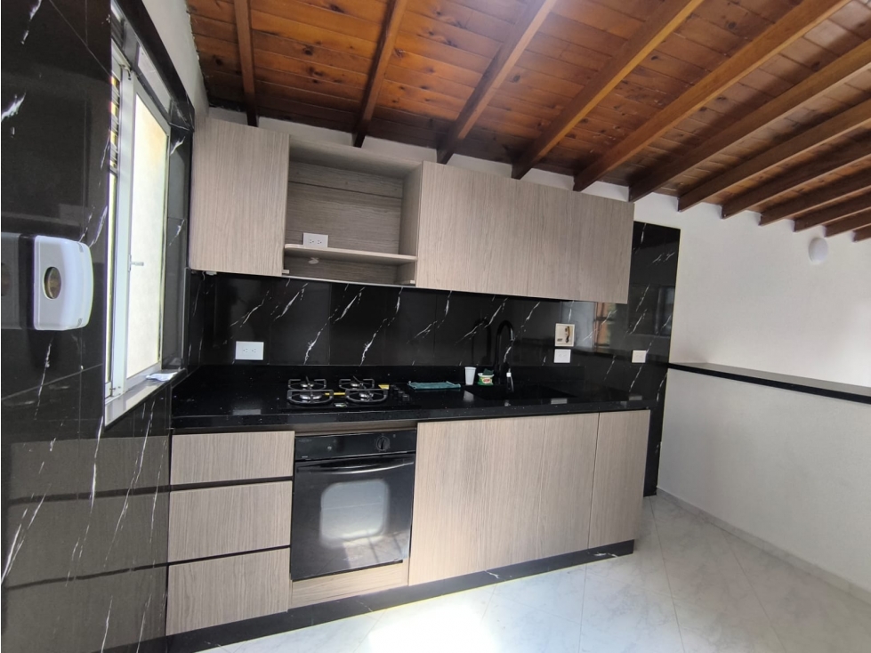 C120 - Venta de Apartamento Duplex en Caldas - 2