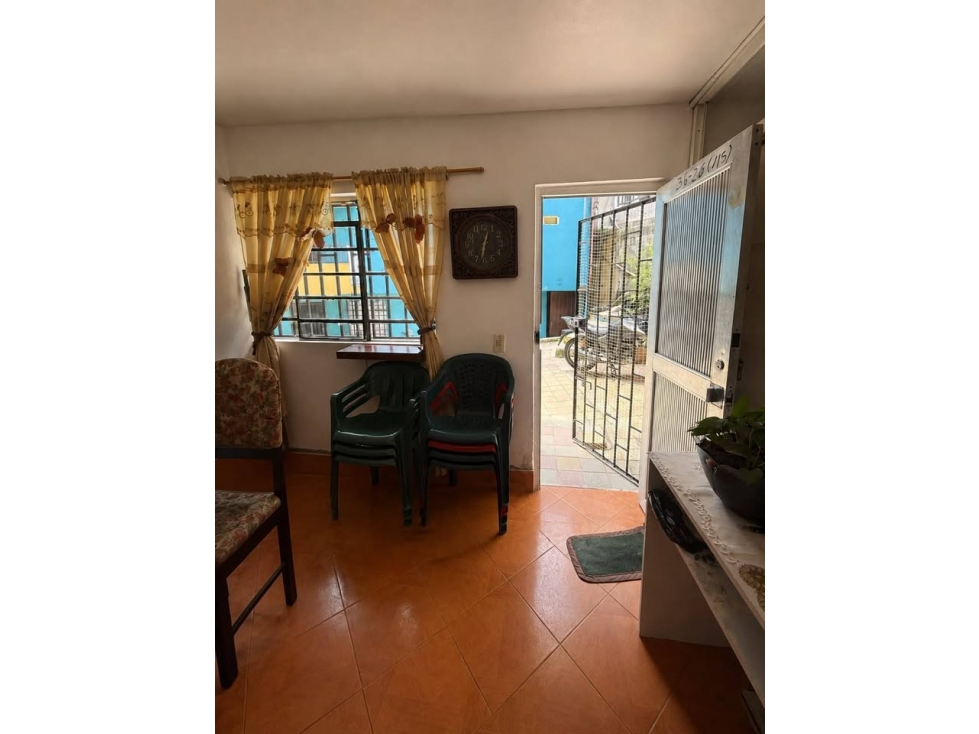 C122 - Venta de Apartamento en Boston Medellín. Proindiviso — foto 4