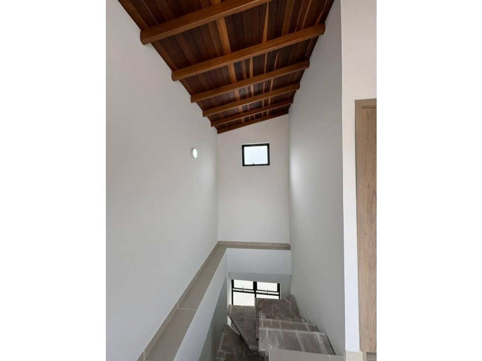 C11 - Venta de Apartamento Dúplex Las Mercedes Itagüí — foto 3