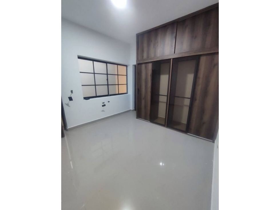 243 - Venta de Casa en Itagüí Centro — foto 3