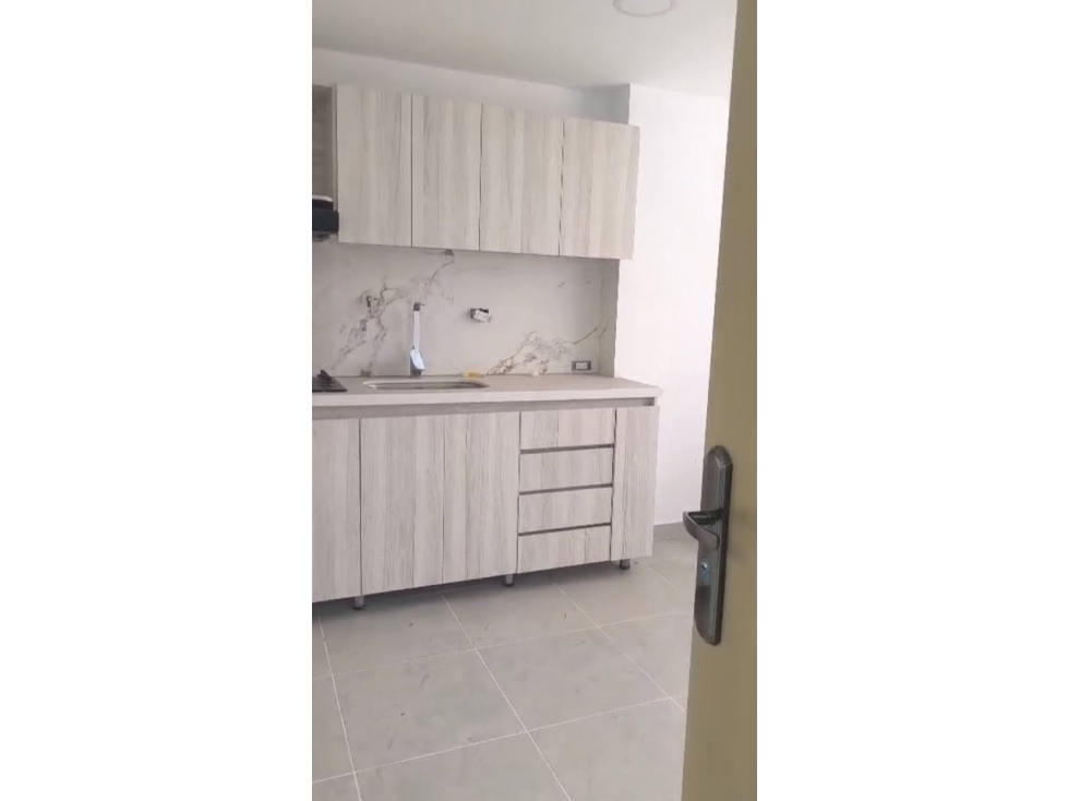 222 - Sabaneta Florida (Apartaestudio)