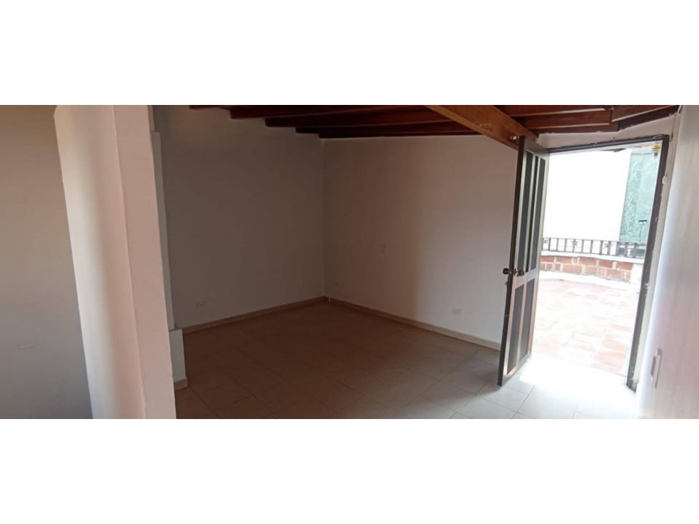 265 - Venta de Casa y 2 Locales en Villa Paula Itagüí — foto 5