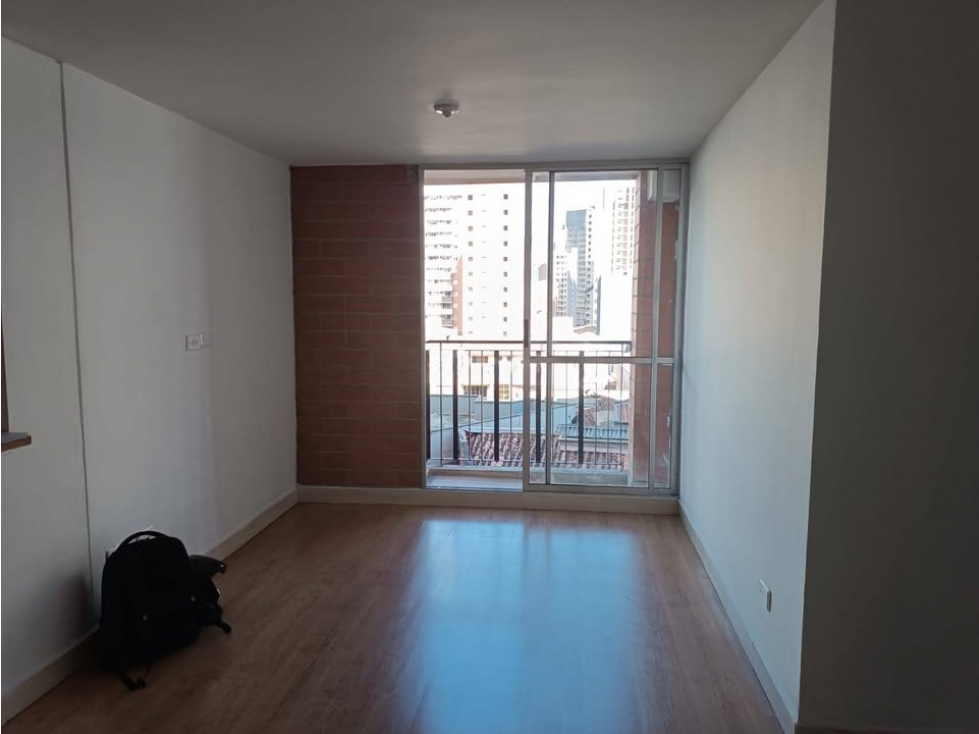 264 - Venta de Apartamento en Sabaneta — foto 2