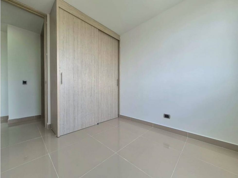 C121 - Venta de Apartamento Sector las Chimeneas — foto 3