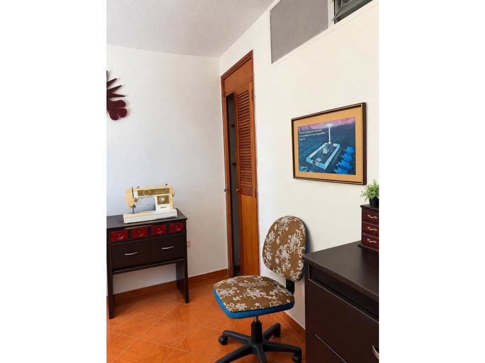 C122 - Venta de Apartamento en Boston Medellín. Proindiviso — foto 5