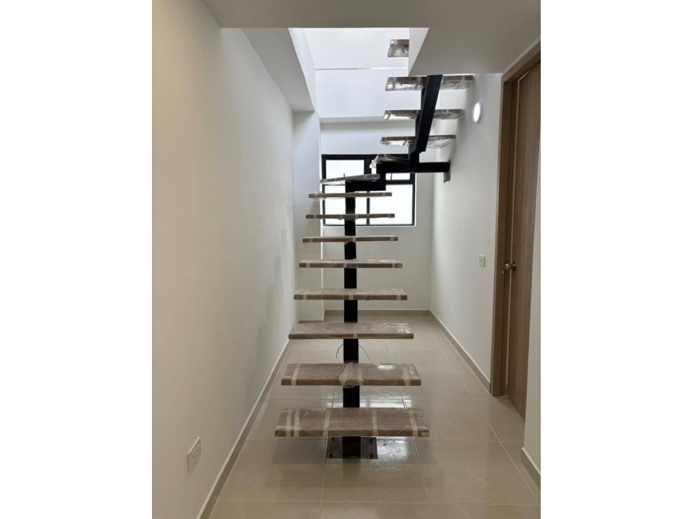 C11 - Venta de Apartamento Dúplex Las Mercedes Itagüí — foto 5