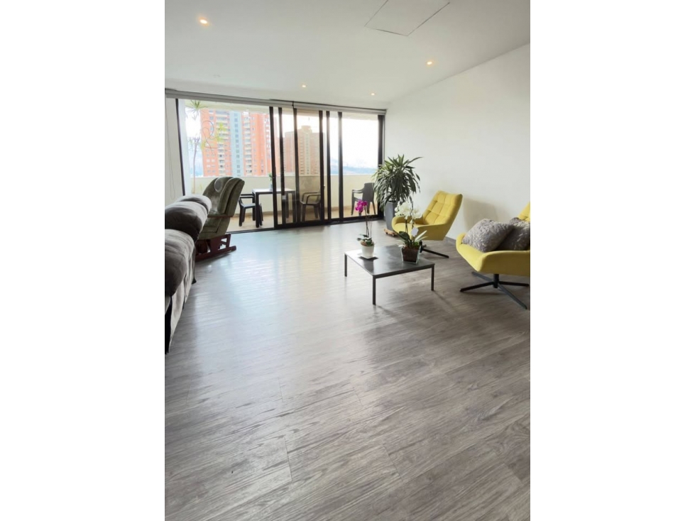 260 - Venta de Casa en Santa María de los Angeles, Poblado — foto 3