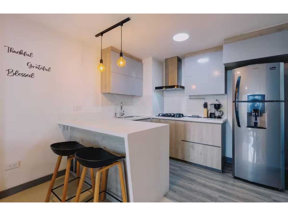Espectacular apartamento totalmente remodelado en sector Selecto — foto 2