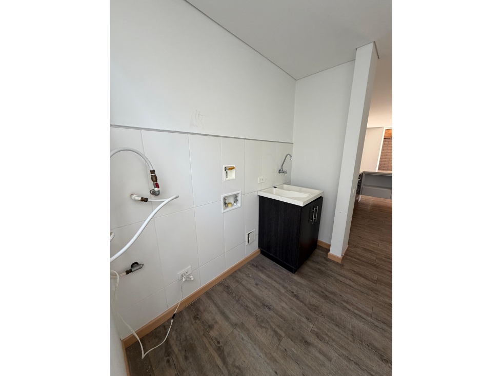 Venta y Alquiler de casa en unidad cerrada Rionegro — foto 3