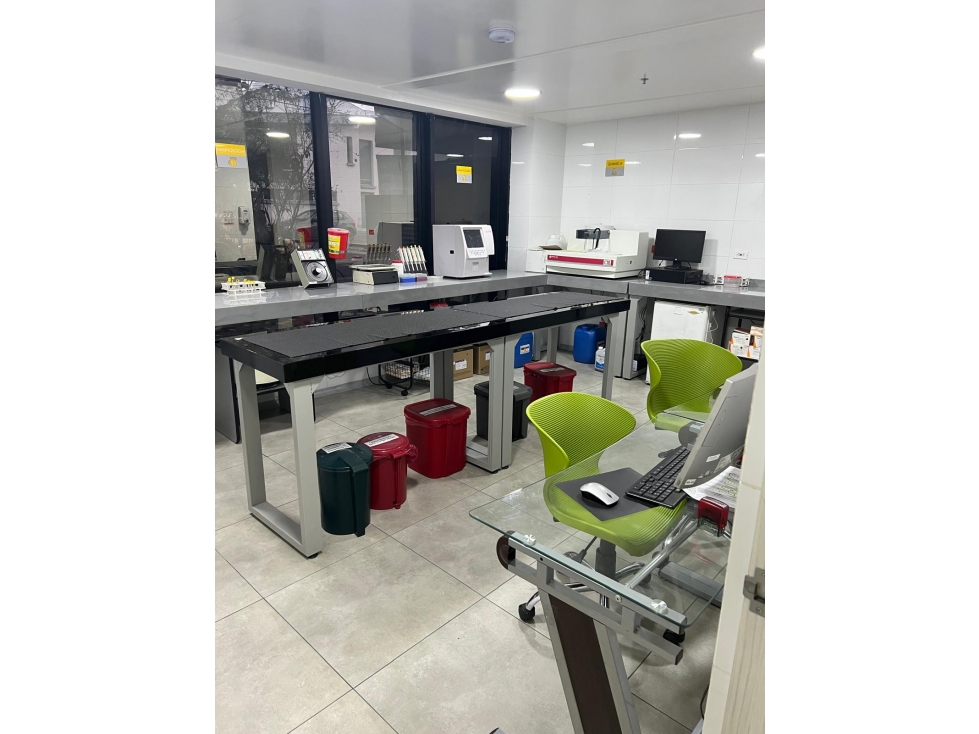 Edificio en venta La Castellana Barrios Unidos — foto 3