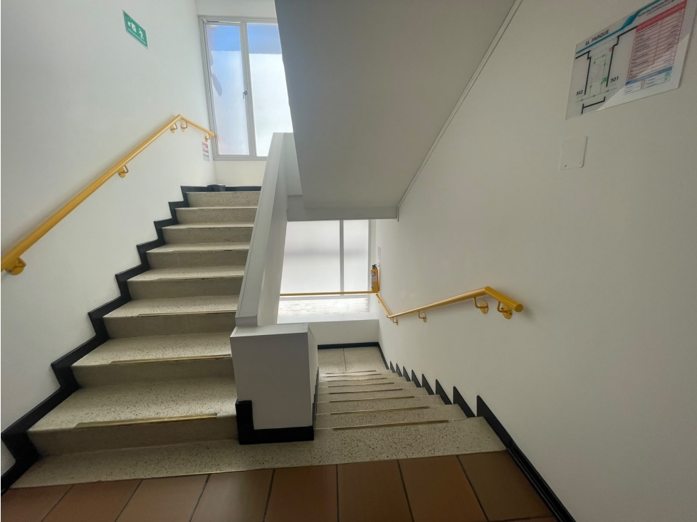 Oficina en arriendo El Espartillal Chapinero — foto 3