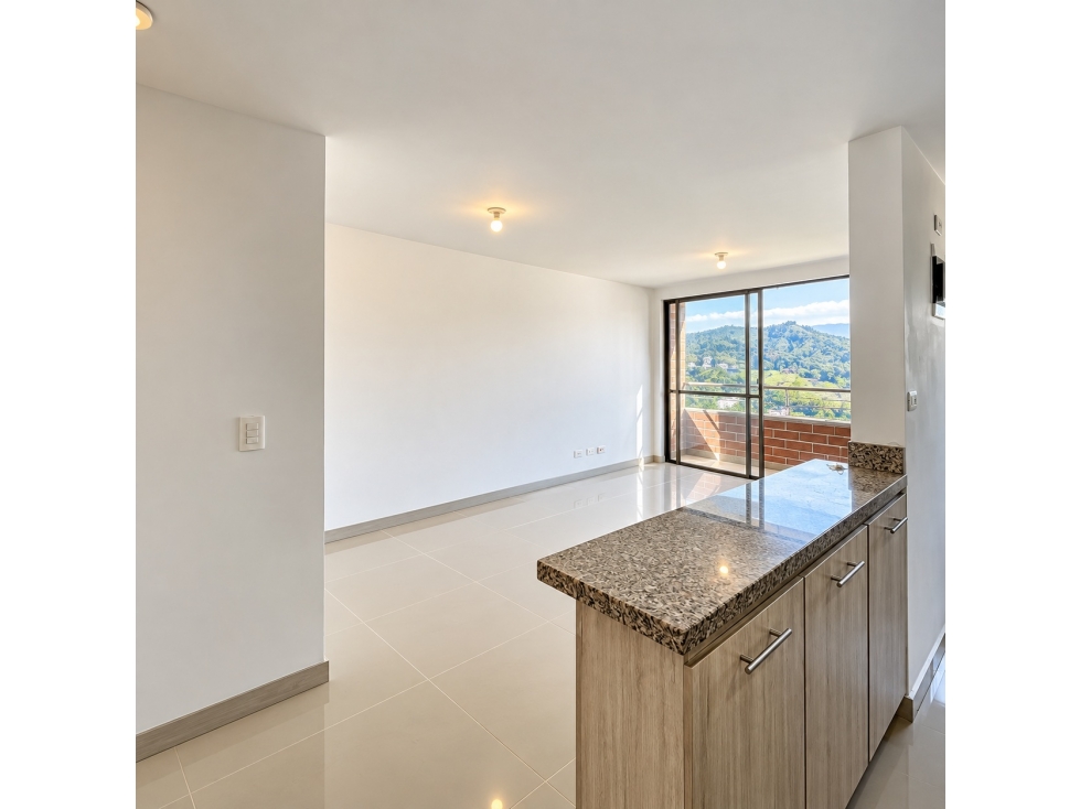 Apartamento en Venta, 72 m², balcón y excelente vista - Sabaneta — foto 5