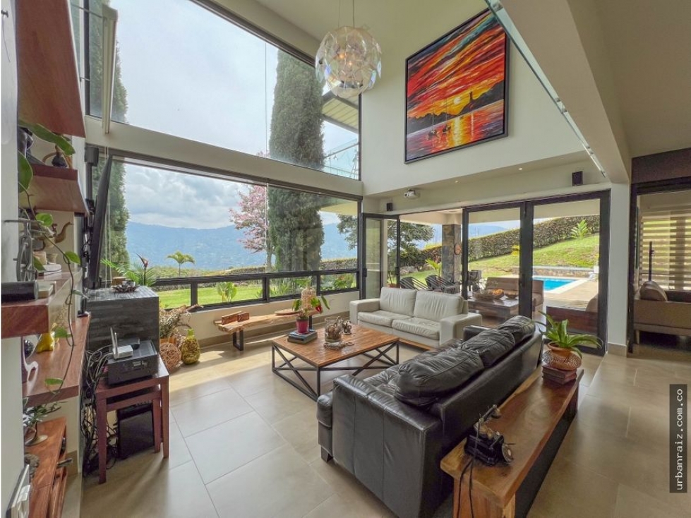 Casa campestre en venta en Copacabana