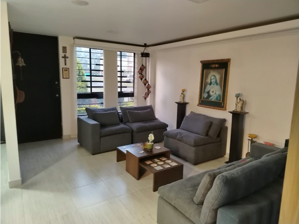 VENTA EXCLUSIVA CASA DE LUJO EN LLANOGRANDE — foto 3