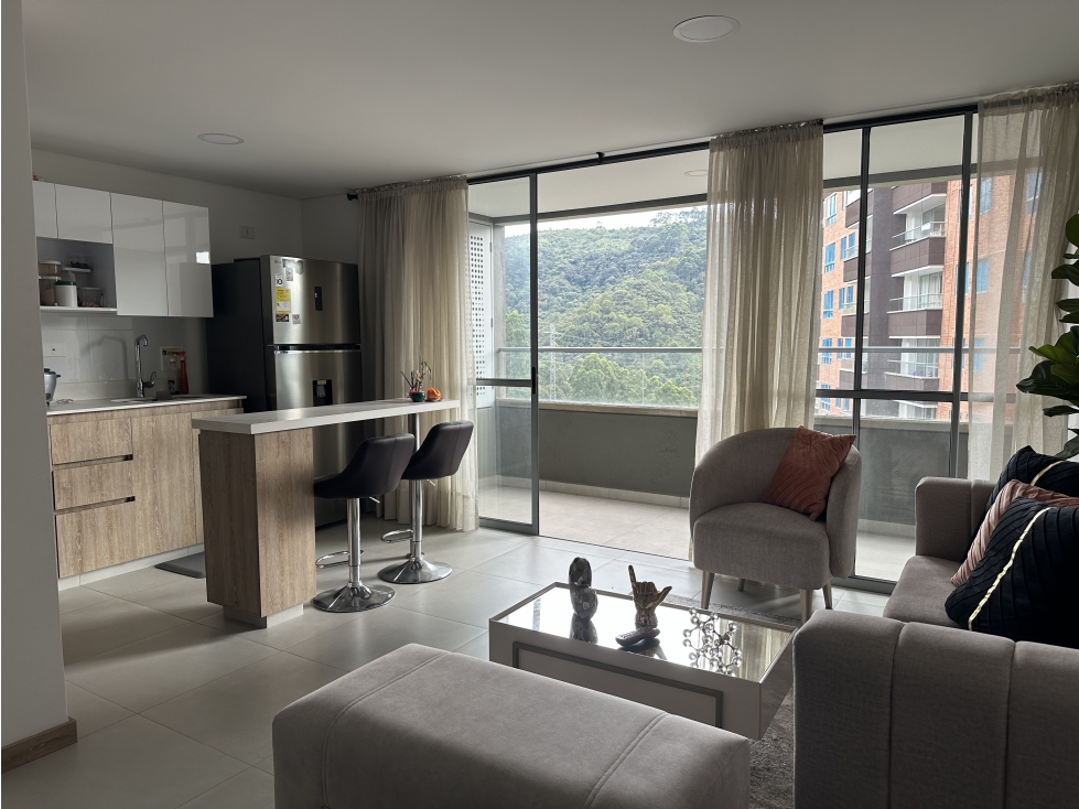 Venta de Apartamento Loma de San Jose Parte Baja Sabaneta