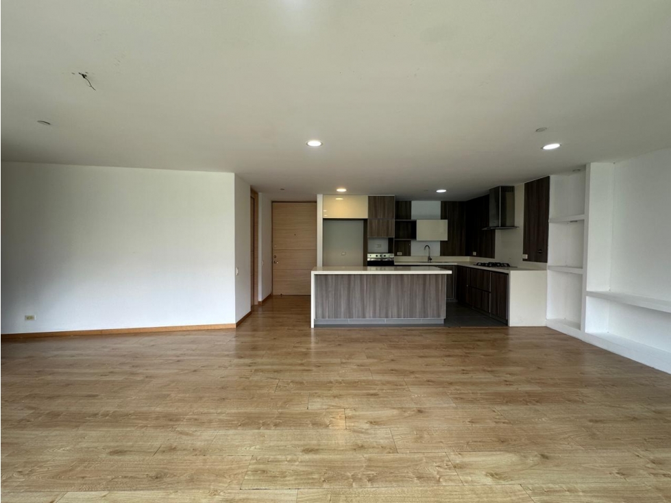 Venta de apartamento en la loma de las brujas, vista verde — foto 5