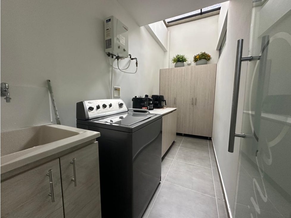 Venta de Apartamento Loma del Escobero — foto 3
