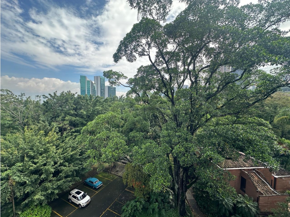 Venta de apartamento en El Poblado, sector plano Club Campestre — foto 5