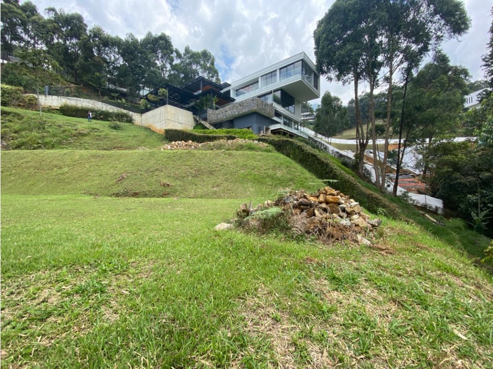 Venta de lote con vista, La Calera, El Poblado - 4