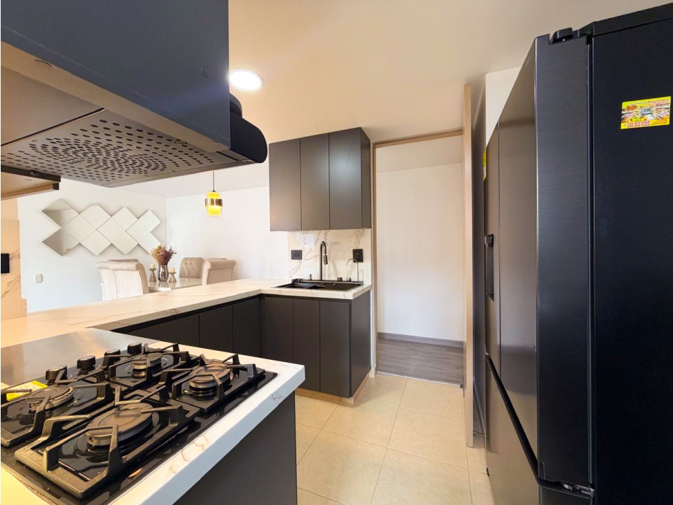 Venta de Apartamento Loma de San Jose Parte Baja Sabaneta