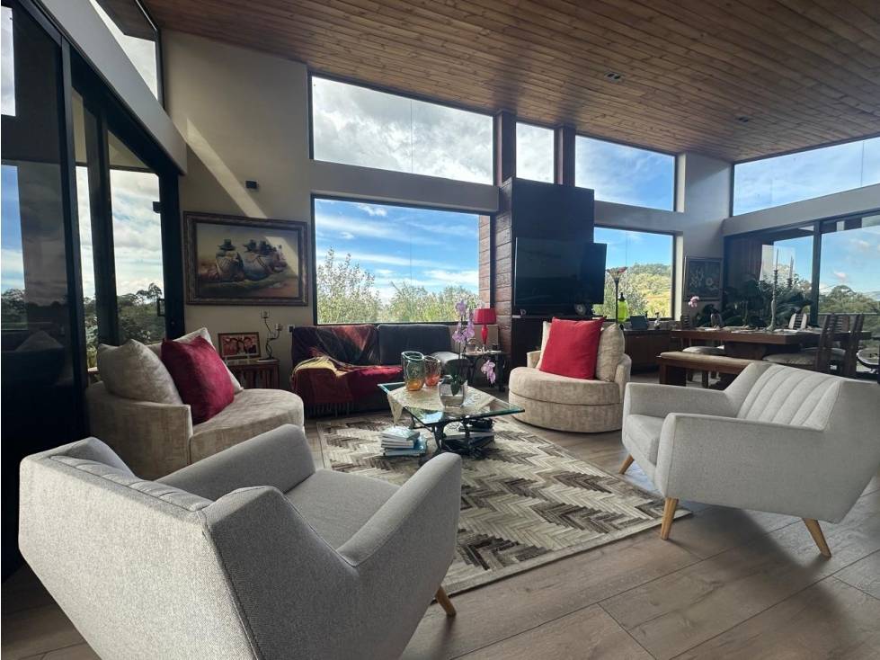 Venta de casa de un solo nivel, parcelación via San Antonio - La Ceja